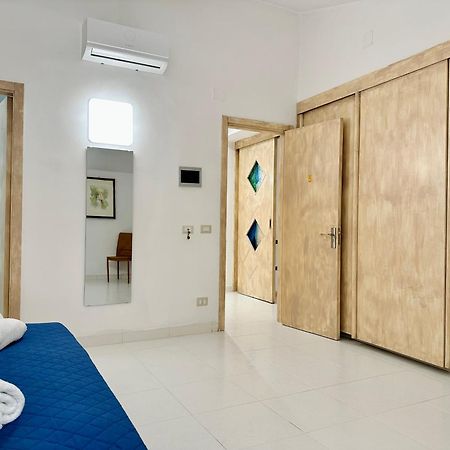 Unique Rooms In Centro Citta Bagno Privato E Climatizzatore Ragusa Ngoại thất bức ảnh