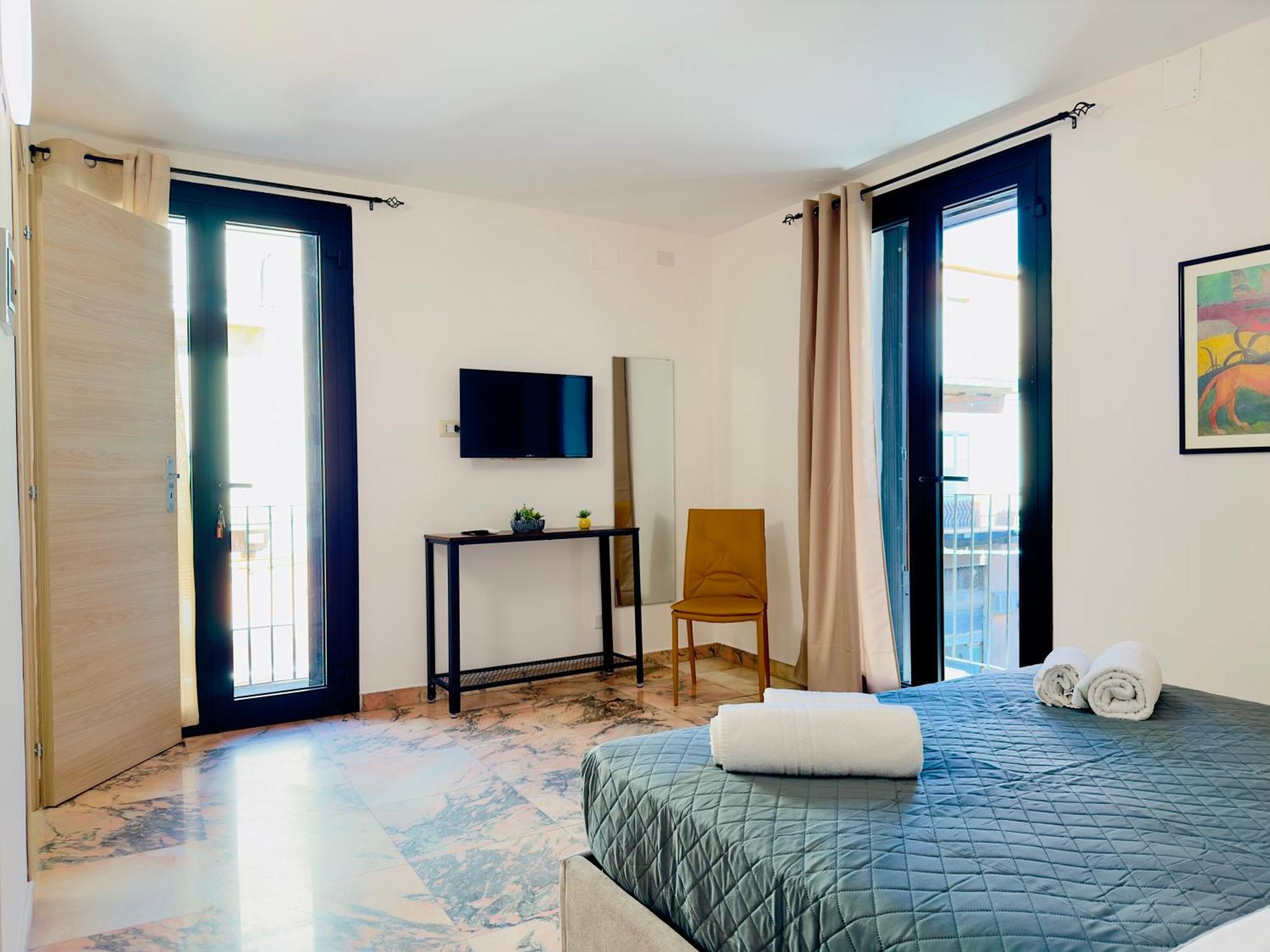 Unique Rooms In Centro Citta Bagno Privato E Climatizzatore Ragusa Ngoại thất bức ảnh