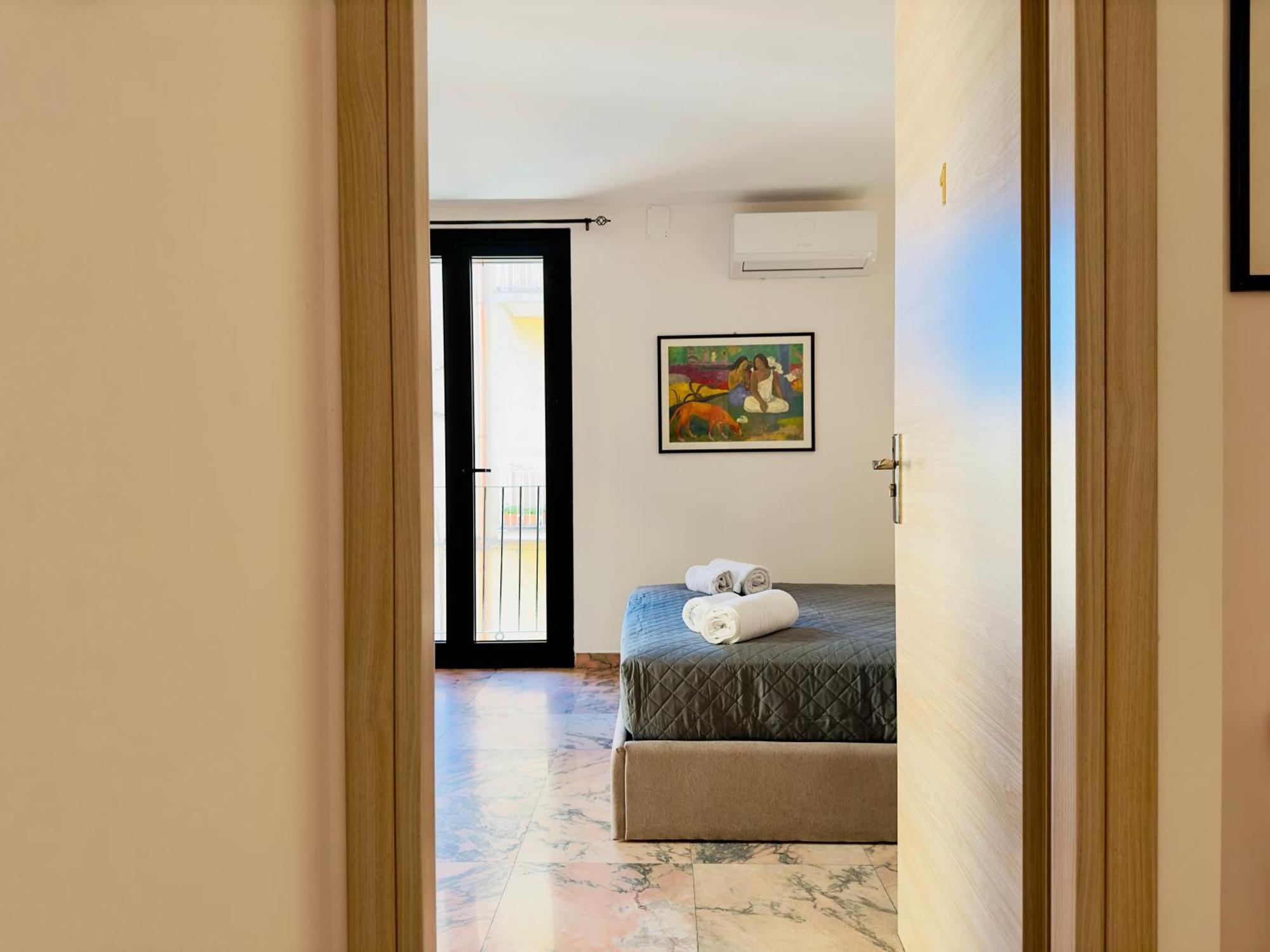 Unique Rooms In Centro Citta Bagno Privato E Climatizzatore Ragusa Ngoại thất bức ảnh
