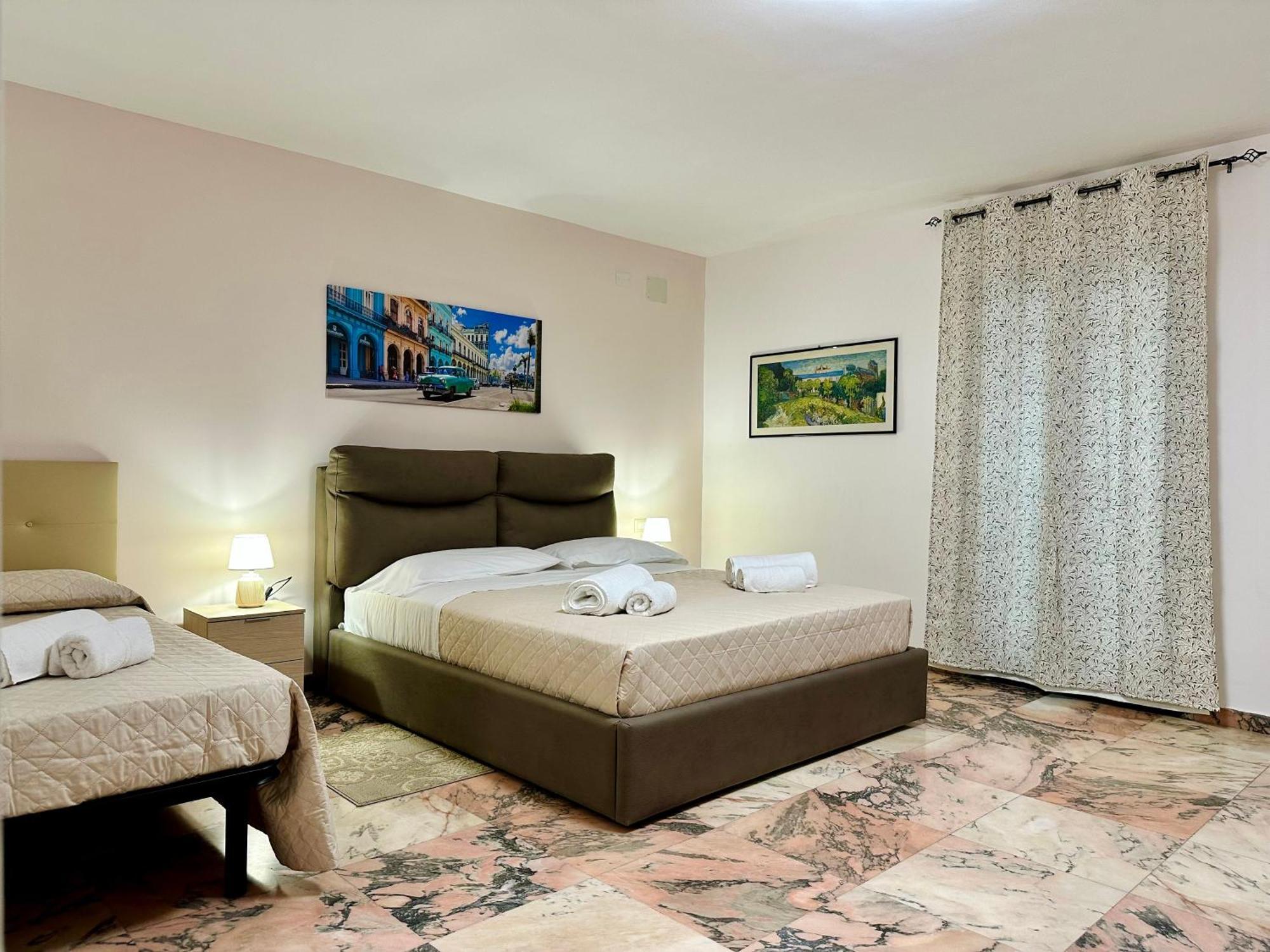 Unique Rooms In Centro Citta Bagno Privato E Climatizzatore Ragusa Ngoại thất bức ảnh